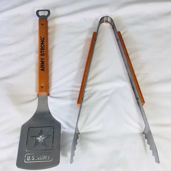 Army Strong BBQ Grilling Set by You the Fan - Picture 7 of 12